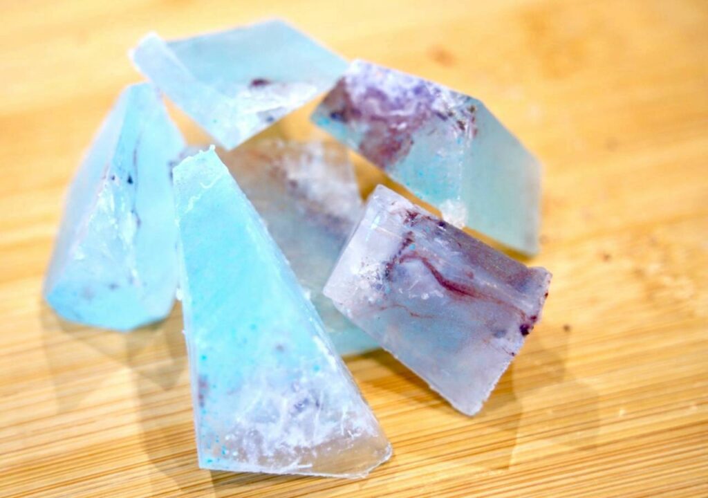 宝石石鹸作り体験